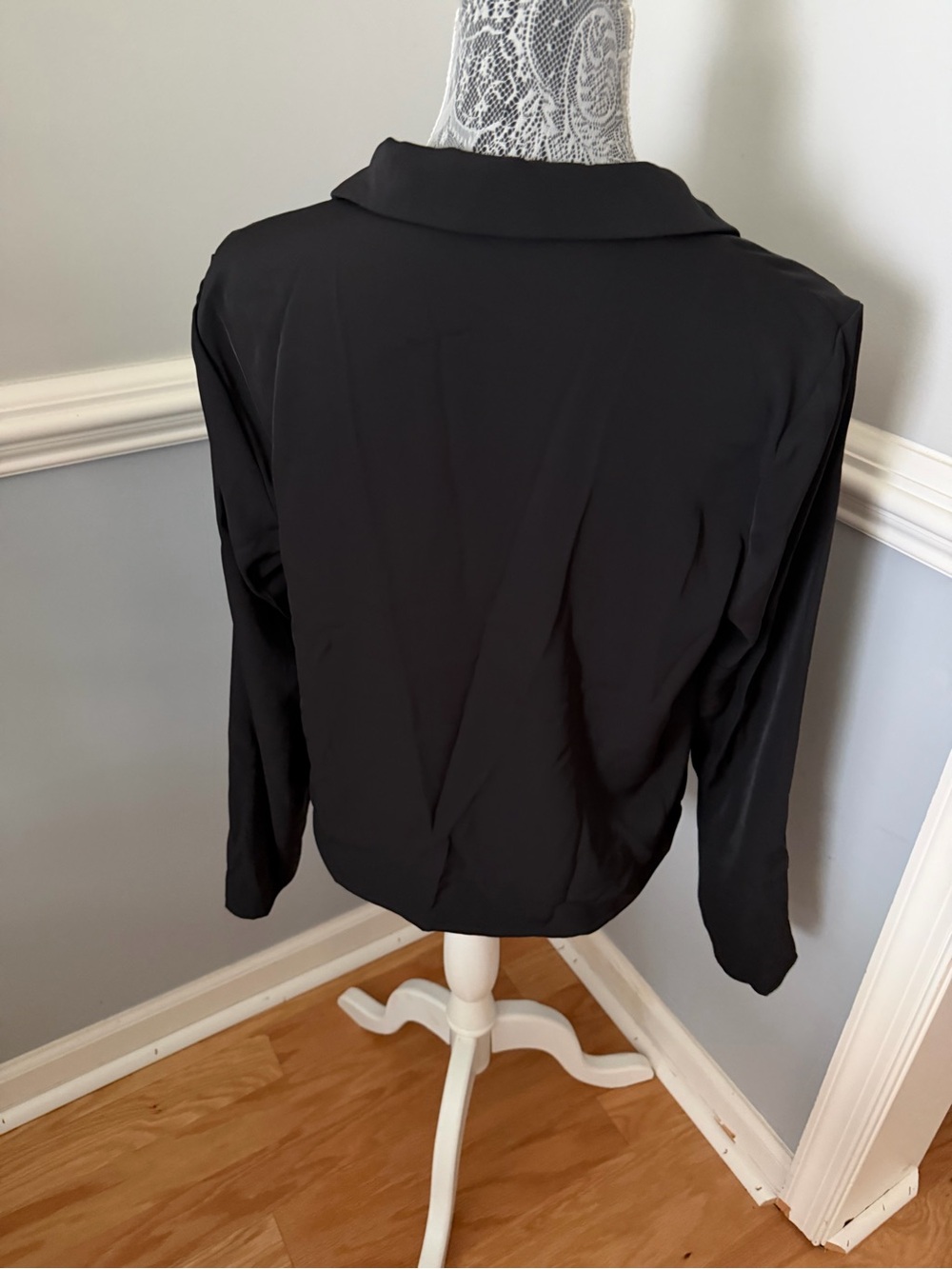 MELLODAY Black Button-Down Drawstring Hem Blouse Size M - Picture 7 of 10